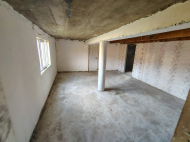 Купить частный дом с земельным участком в пригороде Сенаки, Грузия. Продается дом с земельным участком в красивом месте. У реки. Фото 3