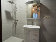 იყიდება კერძო სახლი მიწის ნაკვეთით ციხისძირში, საქართველო. ფოტო 28