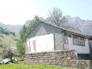 Продается частный дом с земельным участком в Степанцминда, Грузия. Фото 11