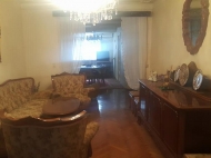 Flat for sale with renovate in Batumi, Georgia. near the May 6 park. Photo 1