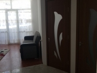 In the center of Batumi, near the aquapark for rent renovated apartment with furniture. Photo 2