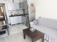 Renovated and furnished apartment for sale in the center of Batumi by the sea Photo 1