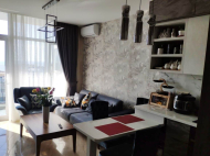 Renovated flat for sale with furniture in Batumi, Georgia. Аpartment with sea view. Photo 3