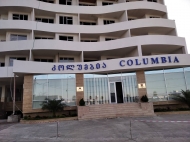 New building on the seafront in Batumi. 14-storey new residential building on New Boulevard in Batumi, Georgia. Photo 1