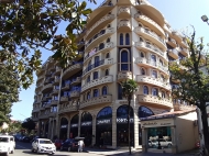 8-storey building on the Gorgiladze St., corner L.Asatiani St. Sale of apartments in new buildings in a prestigious district of Batumi. Photo 2