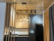 სასწრაფოდ იყიდება ბინა რემონტით ლერმონტოვის ქუჩაზე ბათუმში საქართველო ფოტო 4