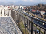 Квартира в новостройке с видом на горы и город. Батуми, Грузия. Фото 16