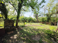 იყიდება კერძო სახლი მიწის ნაკვეთით ოზურგეთში, საქართველო. მდინარესთან. ფოტო 33