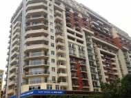 Apartments in the residential complex of Batumi, Georgia. 19-storey building in the center Batumi, Chavchavadze Street, the corner of the S.Himshiashvili Street. Photo 1