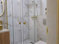 იყიდება ბინა ზღვისა და მთის ხედით. ბათუმი. საქართველო. ფოტო 15