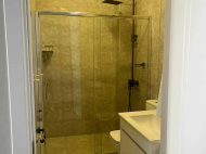 იყიდება ბინა ზღვის ხედებით. იყიდება ბინა ზღვასთან ქობულეთში, საქართველო. ფოტო 8