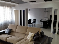 Flat for sale with renovate in Batumi, Georgia. View of the May 6 park. With view of the sea Photo 16