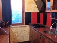 Flat for sale with renovate in Batumi, Georgia. Flat with mountains view. Photo 3