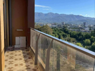 Renovated flat for sale in a quiet district of Batumi, Georgia. Photo 14