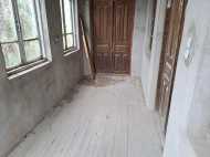 House for sale with a plot of land in the suburbs of Senaki, Georgia. Orchard. Walnut garden. Near the river. Photo 8