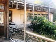 Купить частный дом с земельным участком в Тбилиси, Грузия. Фото 1