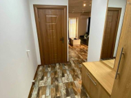 Renovated flat for sale  at the seaside Batumi, Georgia. The apartment has modern renovation and furniture. Photo 7