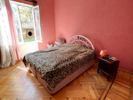 Продается частный дом с земельным участком в Кутаиси, Грузия. Фото 2
