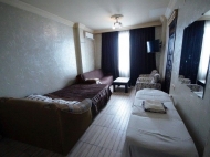 იყიდება 5 ნომრიანი სასტუმრო ქალაქ ბათუმის ცენტრში. საქართველო. ფოტო 1