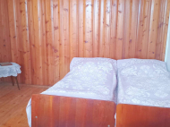 იყიდება კერძო სახლიმიწის ნაკვეთით ნატანებში, საქართველო. მანდარინის ბაღი, ხილის ბაღი.  ფოტო 7