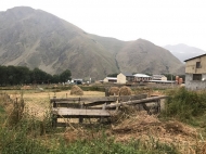 Land parcel for sale in Kazbegi. Ground area for sale in Stepantsminda, Georgia. Land with mountains view. Photo 3