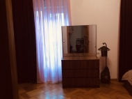 Продается квартира в центре Тбилиси, Грузия. Фото 4
