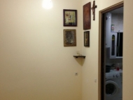 Flat for sale with renovate in Batumi, Georgia. near the May 6 park. Photo 3