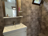 იყიდება კერძო სახლი მიწის ნაკვეთით ციხისძირში, საქართველო. ფოტო 26