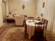 Частный дом на берегу реки в тихом районе Махинджаури, Грузия. Фото 6