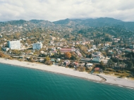 "Black Sea Panorama" - სასტუმროს ტიპის საცხოვრებელი კომპლექსი შავი ზღვის სანაპიროზე მახინჯაურში. კომფორტული აპარტამენტები სასტუმროს ტიპის საცხოვრებელ კომპლექსში შავი ზღვის სანაპიროზე მახინჯაურში. საქართველო. ფოტო 12