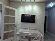 Completed house for sale renovated apartment with furniture in Batumi. Photo 5