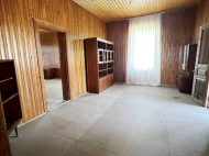 Купить дом с земельным участком в пригороде Самтредиа, Грузия. Фруктовый сад. Ореховый сад. Фото 2