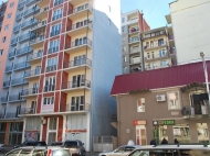 New building in Batumi. 10-storey building in Batumi, corner of Parnavaz Mepe St. and Griboedova St. Photo 3