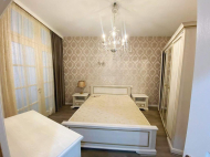 Renovated flat (Apartment) for sale of the new high-rise residential complex in the centre of Batumi near the sea. Photo 3