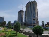 Multifunctional complex "METRO CITY Legend" on the Black Sea coast in Batumi. Apartments in a luxury complex on Leha and Maria Kaczynski St. in Batumi, Georgia. Photo 6