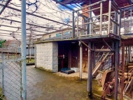 Продается частный дом с земельным участком в Зугдиди, Грузия. Фото 12