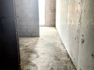 Apartment in Batumi for sale urgently. State - Black structure Photo 5