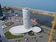 Apartment for sale at the seaside Batumi, Georgia. Flat with sea and сity view. "MEGA PALACE" Photo 6
