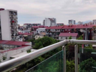 Flat for sale at the seaside Batumi, Georgia. The apartment has modern renovation, all necessary equipment and furniture. Photo 9