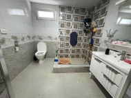 იყიდება კერძო სახლი მიწის ნაკვეთით ციხისძირში, საქართველო. ფოტო 6