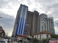 New residential building in the center of Batumi. Apartments in a new house by the sea on Pushkin St. in Batumi, Georgia. Photo 5