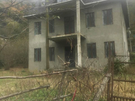 Частный дом с земельным участком на продажу в пригороде Батуми, Грузия. Фото 4