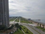 Renovated flat for sale  at the seaside Batumi, Georgia. Flat with sea and mountains view. Photo 1