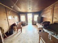 House for sale with a plot of land in Lanchkhuti, Georgia. Photo 3