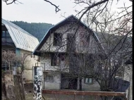 Продается частный дом с земельным участком в Сурами, Грузия. Фото 1