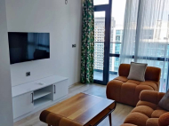 Квартира с ремонтом и мебелью у моря в Батуми. Купить апартаменты с видом на море в Батуми, Грузия. Фото 2