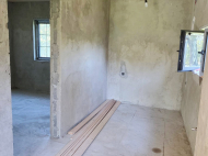 House for sale with a plot of land in the suburbs of Samtredia, Georgia. Photo 5