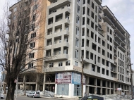 New residential building in Batumi. Apartments in a new residential building on Leonidze St. in Batumi, Georgia. Photo 1