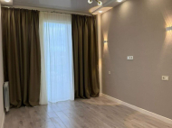 Renovated flat for sale in a quiet district of Tbilisi, Georgia. Photo 4