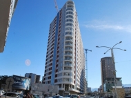 21-storey building on the corner of the T.Abuseridze St. and D.Agmashenebeli St., in a prestigious district of Batumi, near the sea. Apartments for sale in Batumi, Georgia. Photo 2